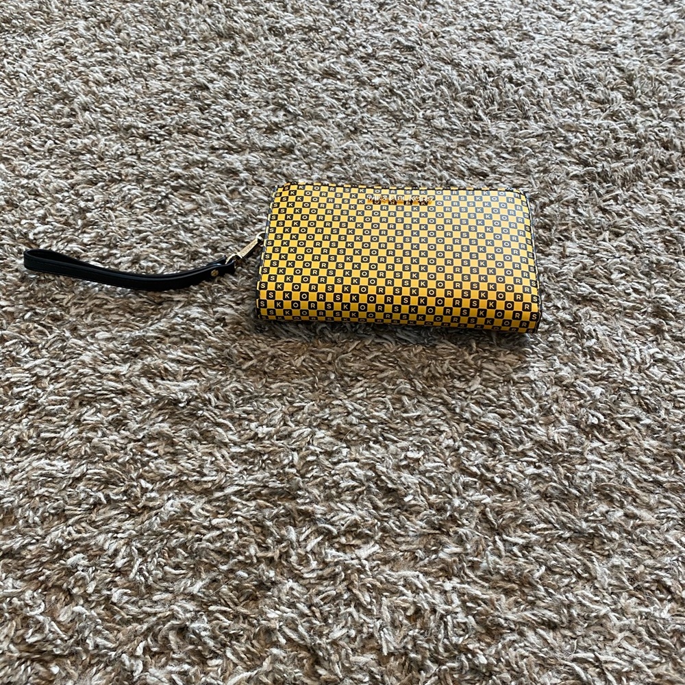 NWT Michael Kors NYC taxi print wallet/wristlet